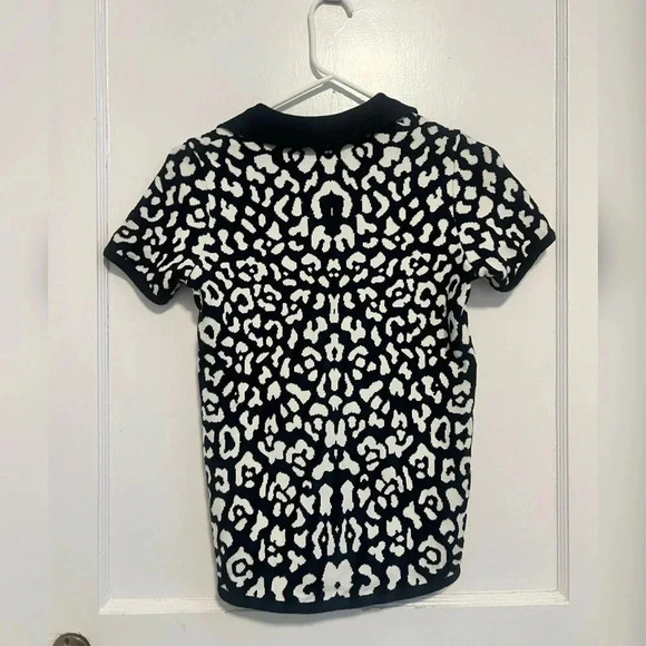Ksenia Schnaider
Knit Leopard Top Size S - Picture 6 of 6